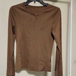 DAZY Brown Ribbed Long Sleeve Top – Size M